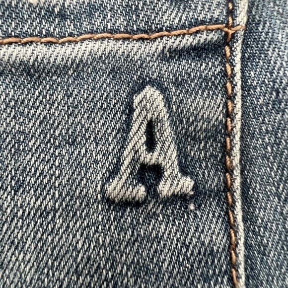 NWT Articles of Society Super Soft Blue Cropped Distressed Jeans Size 25 Womens - Picture 6 of 13